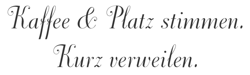 Bankerl-Rast-Kaffee-und-Platz-stimmen-Kurz-Verweilen