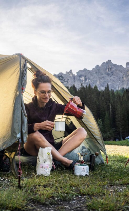 Outdoor-Coffee: Warum Kaffee draußen anders schmeckt - Bild von Janna Kamphof